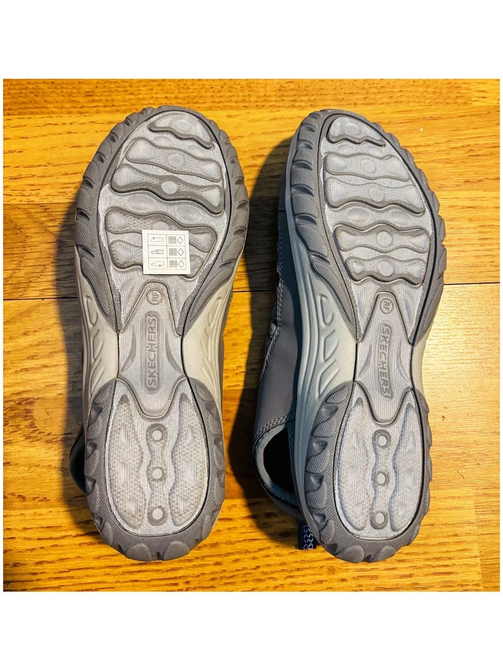 NWT- Women's Skechers Reggae Fest 2.0 Water Fisherman Slip-On- Size 8